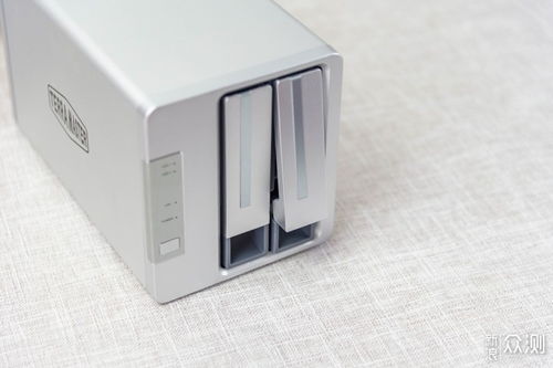 铁威马f2 221开箱实测,国产存储器这么好了